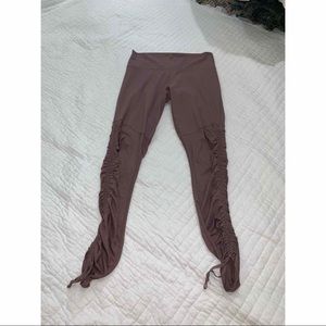 Blush Fabletics Leggings